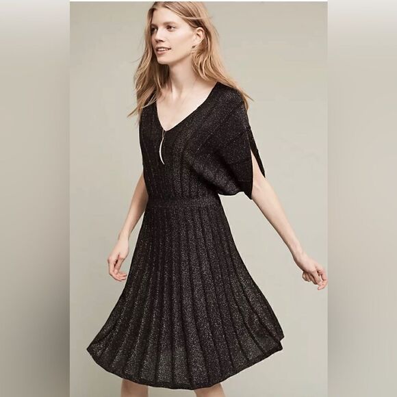 Anthropologie Gallivant Knit Sweater Dress with black and gold sparkle. M. NWT - Picture 1 of 7